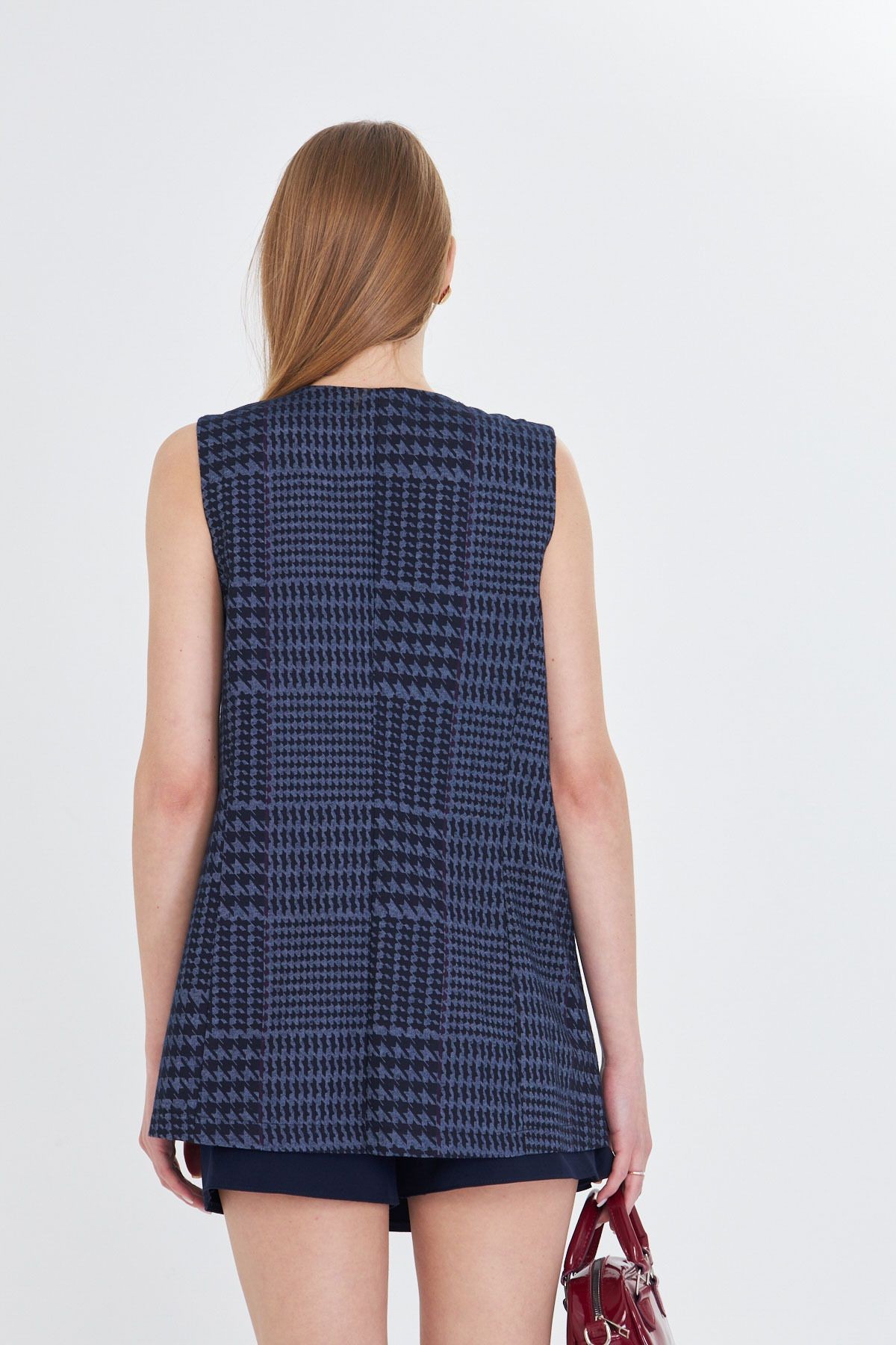 Kadın Lacivert V Yaka Tek Düğme Oversize Desenli Yelek ARM-25Y001032