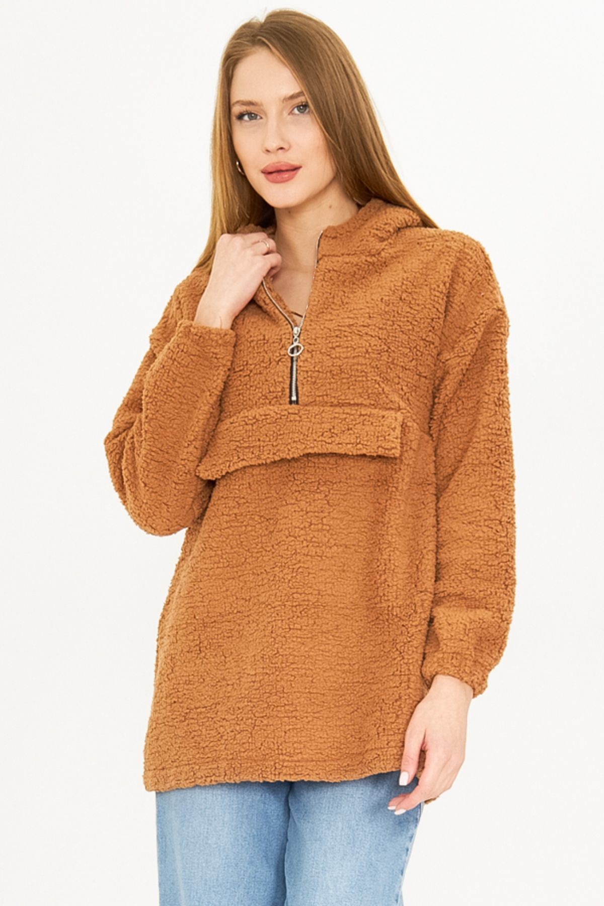 Kadın Sütlü Kahve Kapüşonlu Cep Kapaklı Peluş Sweatshirt ARM-25K001090