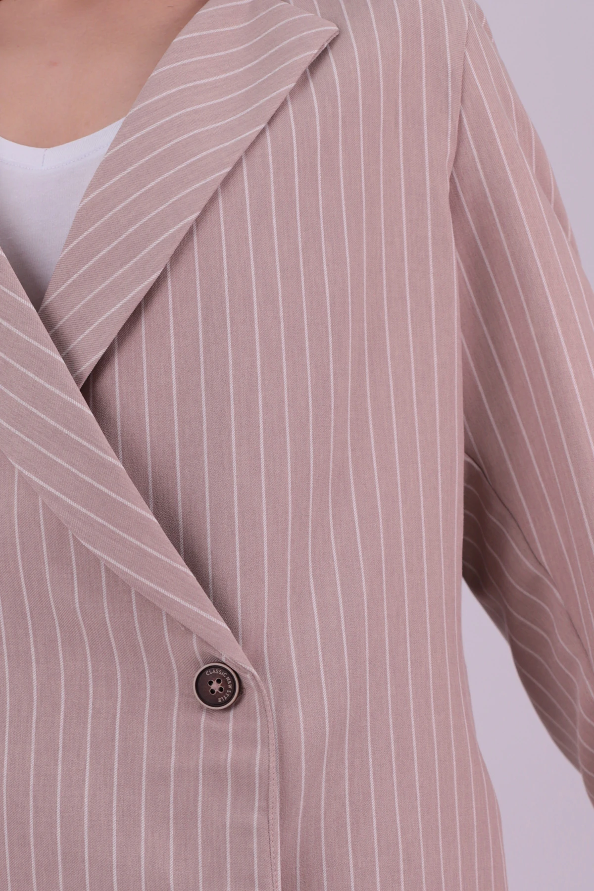 Kadın Bej Oversize Duble Kol Kruvaze Yaka Astarlı Blazer Ceket ARM-26K001052