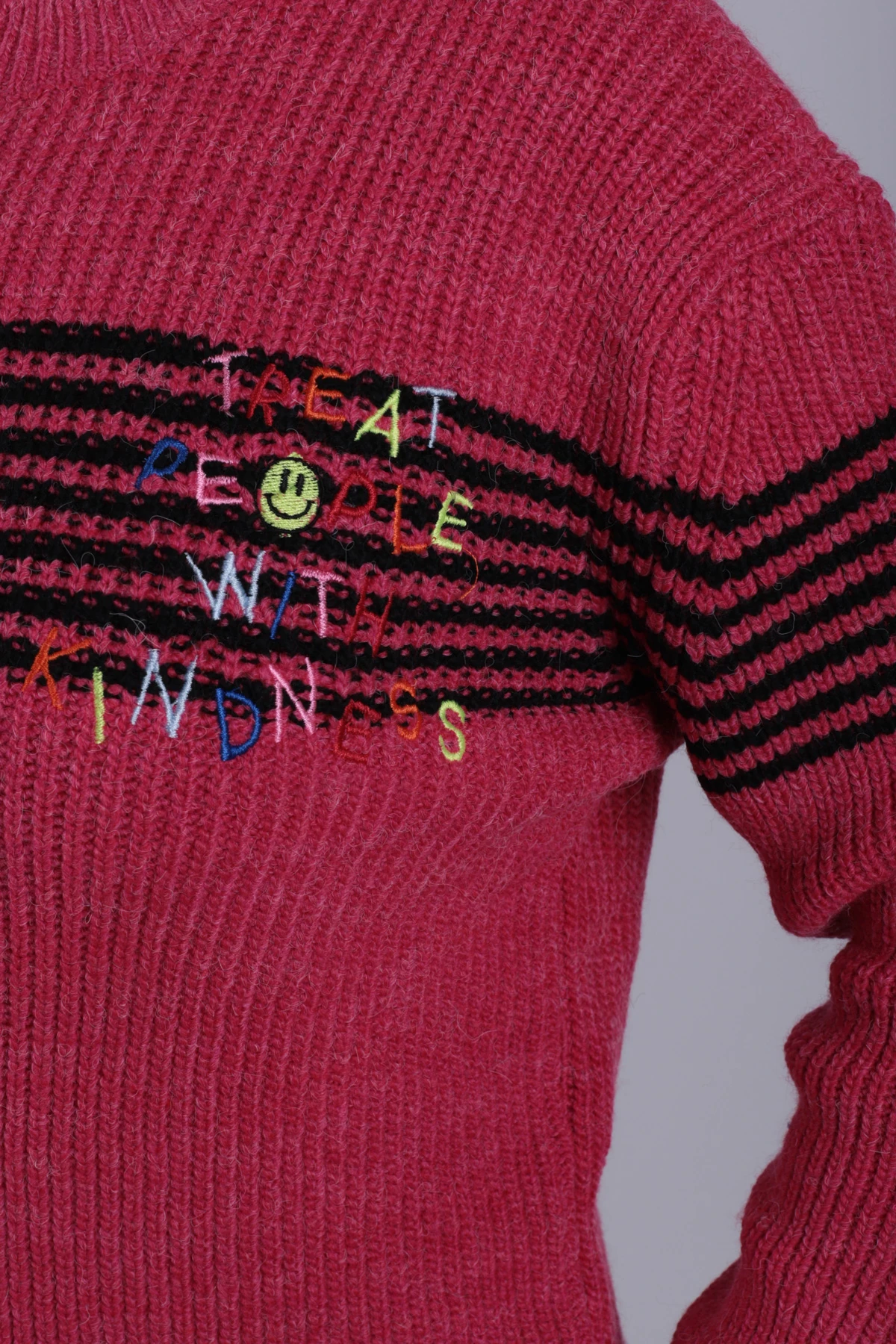 Kadın Fuşya Bisiklet Yaka Selanik Örgü Yazılı Triko Kazak ARM-26K136084