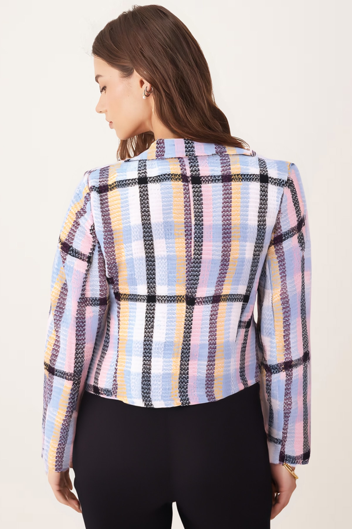 Kadın Pudra-Mavi Kruvaze Yaka Tüvit Crop Ceket ARM-24K001014