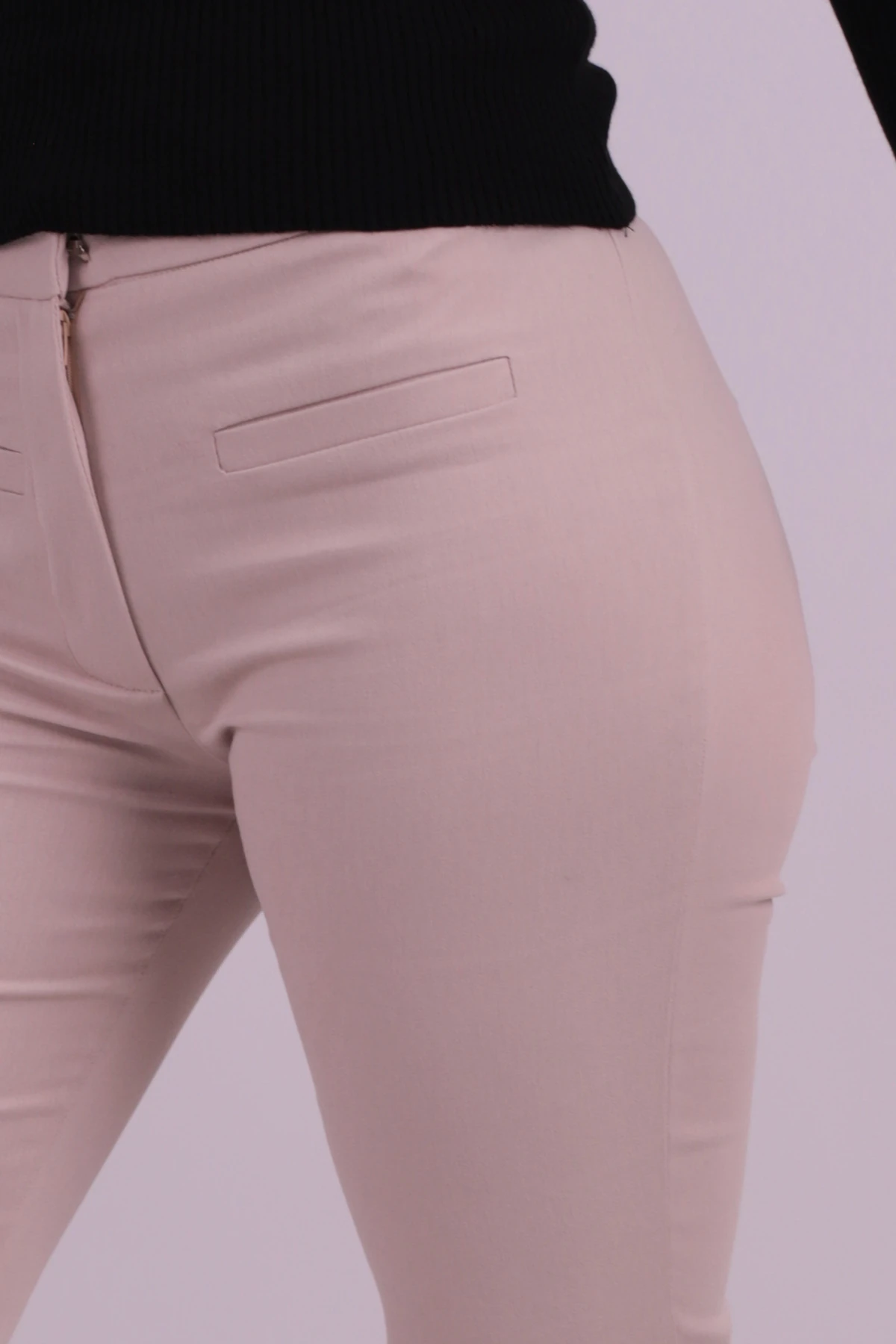 Kadın Taş Önü Sahte Cepli Pantolon ARM-26K136053