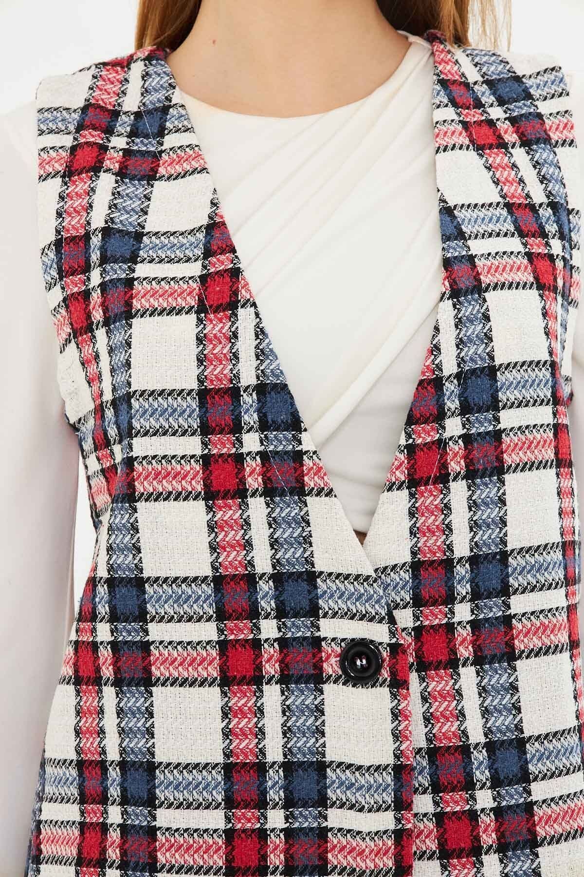 Kadın Kırmızı V Yaka Tek Düğmeli Oversize Ekoseli Yelek ARM-25K001111