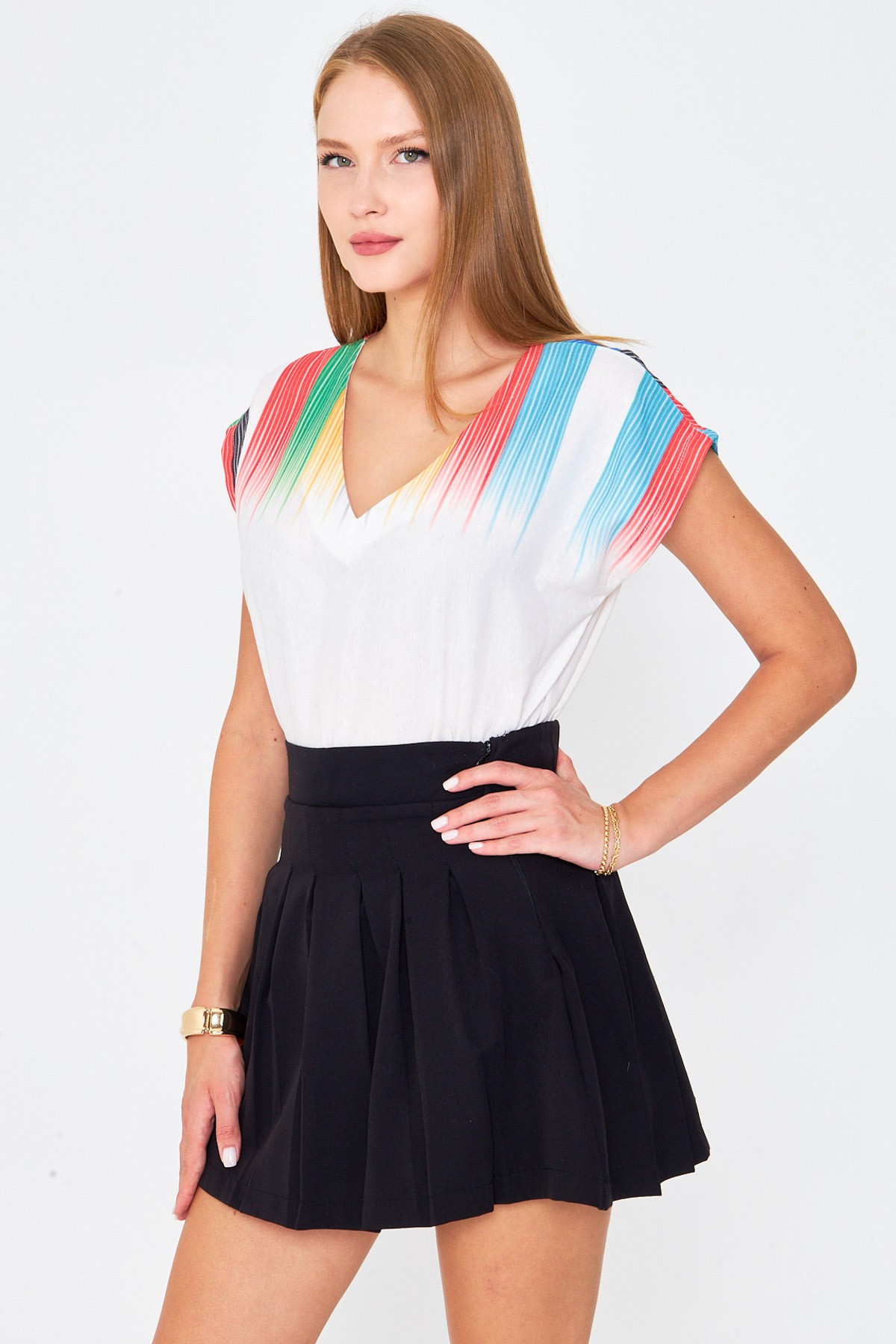 Kadın Renkli V Yaka Baskılı Bluz ARM-25Y001086