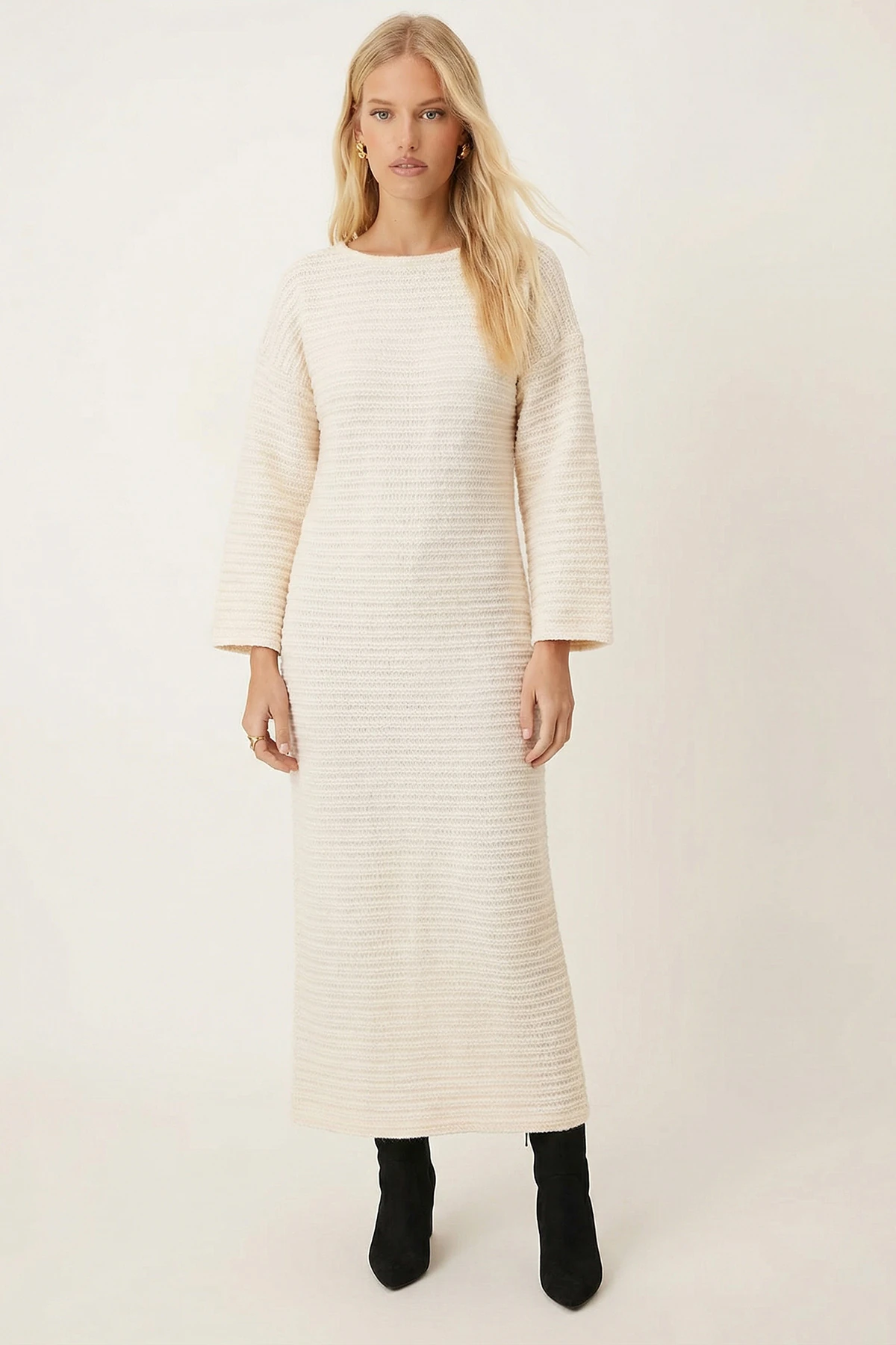 Kadın Ekru Uzun Kollu Yumuşak Dokulu Salaş Elbise ARM-26K001078