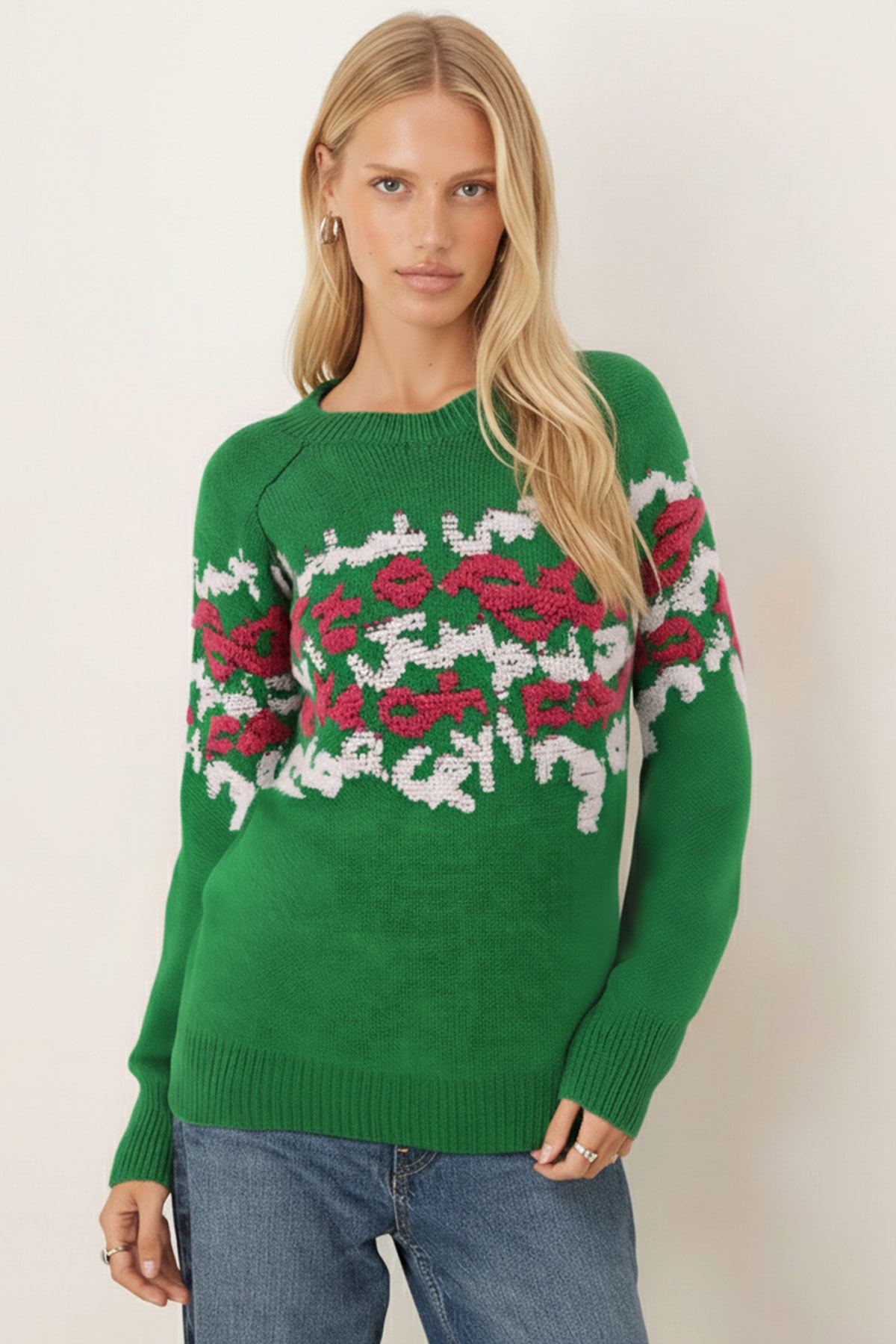 Kadın Fuşya-Yeşil Önü Kabartmalı Desen Triko Kazak ARM-26K136018