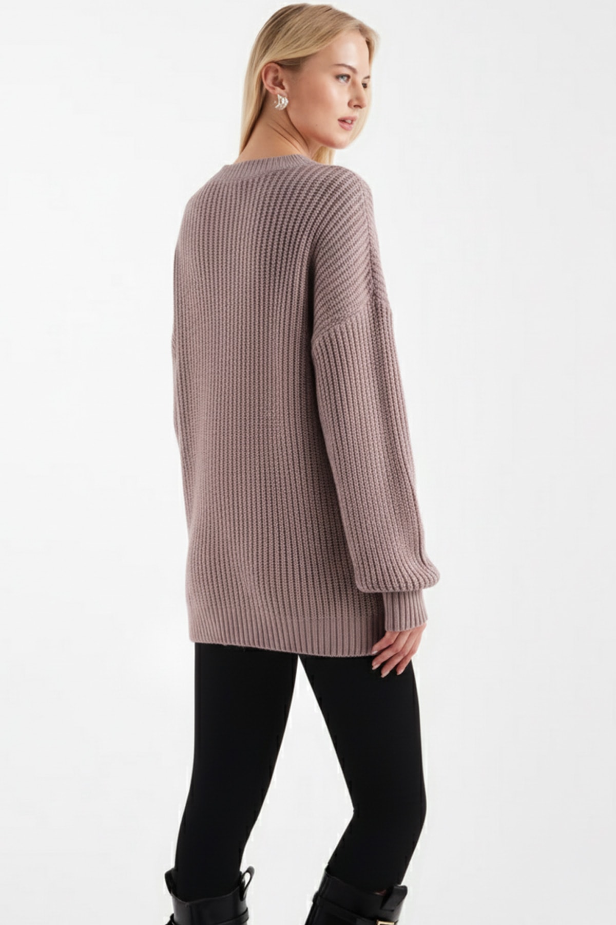 Kadın Taş V Yaka Pullu Triko Kazak ARM-26K136039