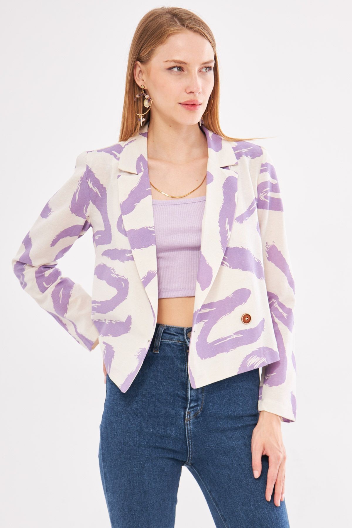 Kadın Lila Kruvaze Yaka Desenli Crop Ceket ARM-24Y001058