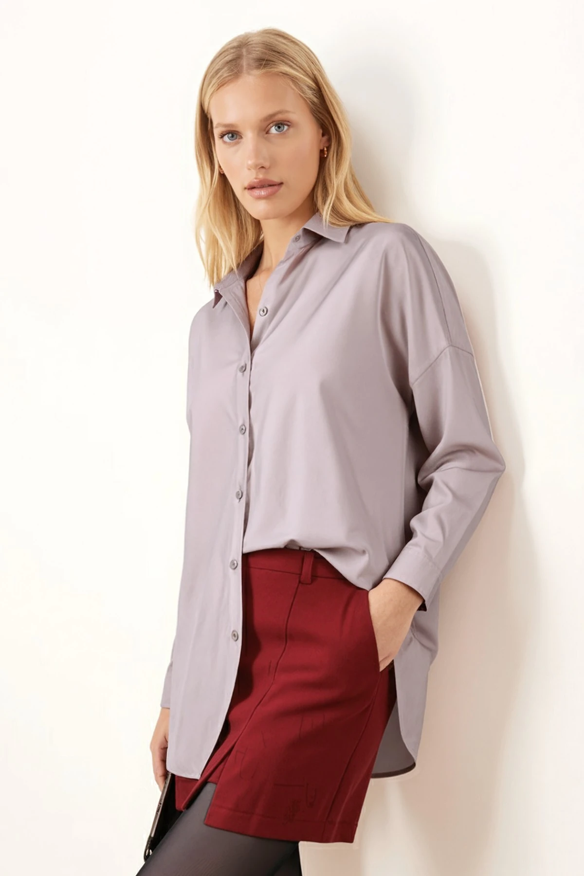 Kadın Bej Oversize Uzun Basic Gömlek ARM-22Y001118