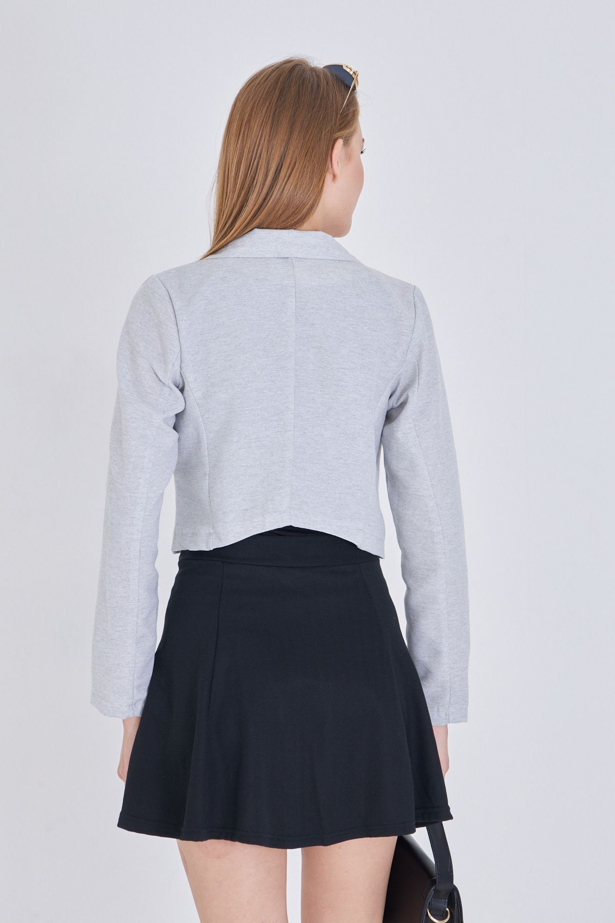 Kadın Gri Tek Düğmeli Crop Ceket ARM-23Y001064