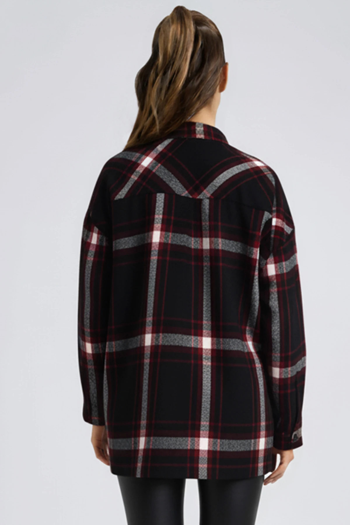 Kadın Siyah-Bordo Erkek Yaka Yanları Yırtmaçlı Oversize Ceket ARM-26K001009