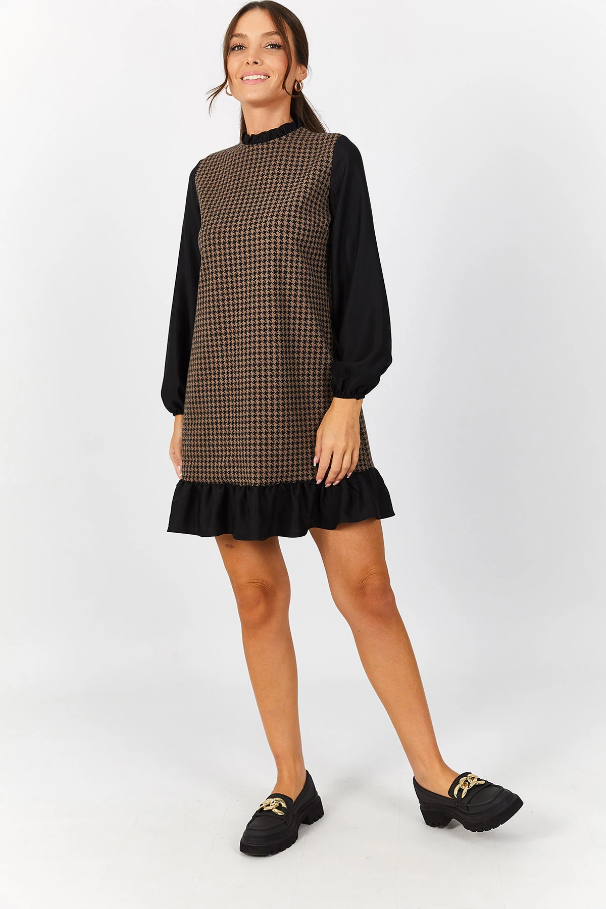 Kadın Vizon Yakası Ve Altı Fırfırlı Kazayağı Desen Elbise ARM-21Y001080