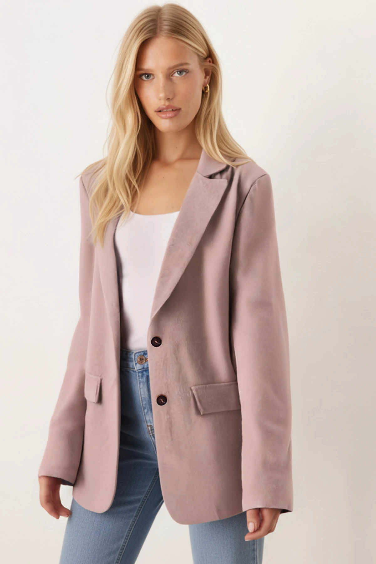 Kadın Bej Erkek Yaka Cep Kapaklı Vatkalı Oversize Kaşe Ceket ARM-26K001044