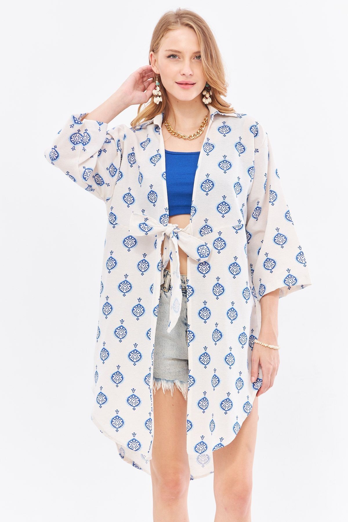 Kadın Mavi Keten Görünümlü Desenli Önden Bağlamalı Midi Boy Kimono Gömlek ARM-24Y001096