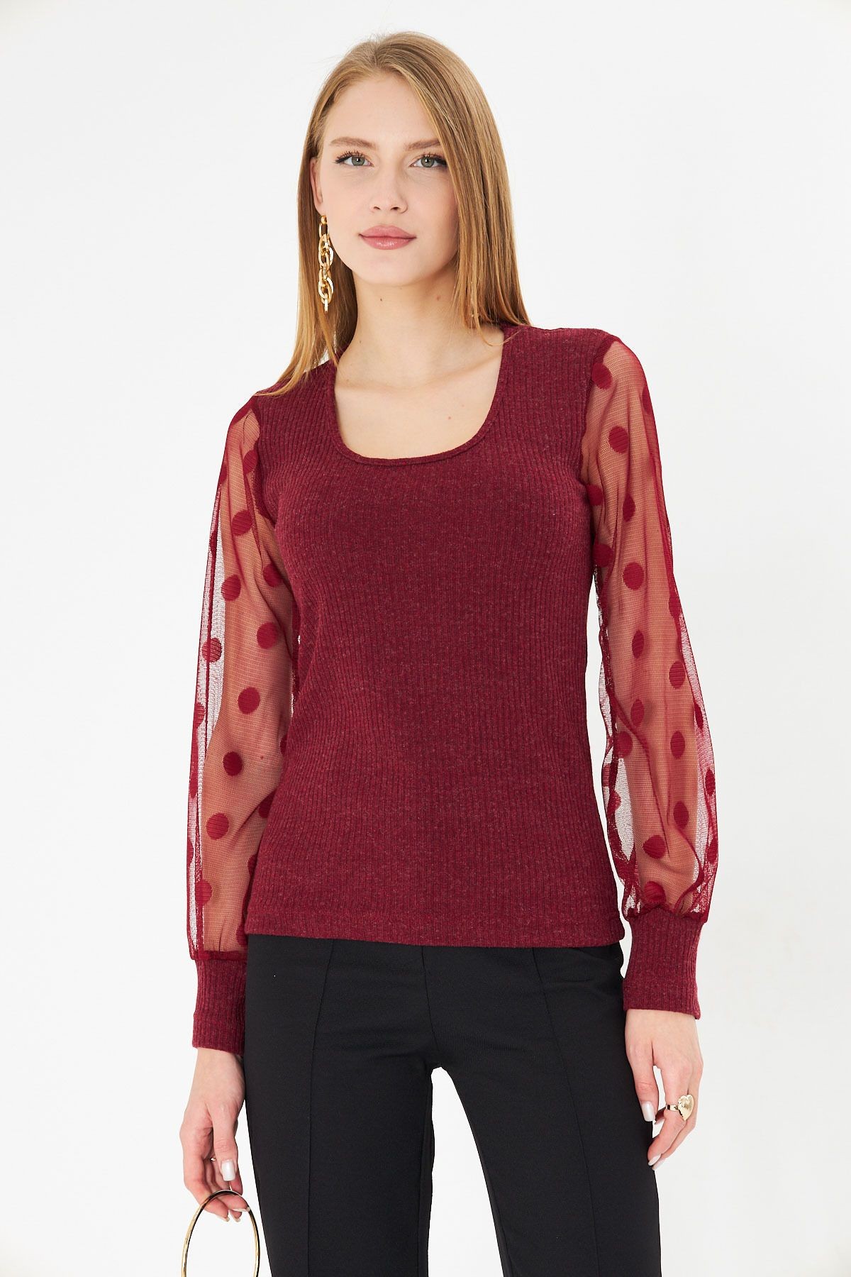 Kadın Bordo U Yaka Kolları Tül Detaylı Manşetli Kaşkorse Bluz ARM-25K001066