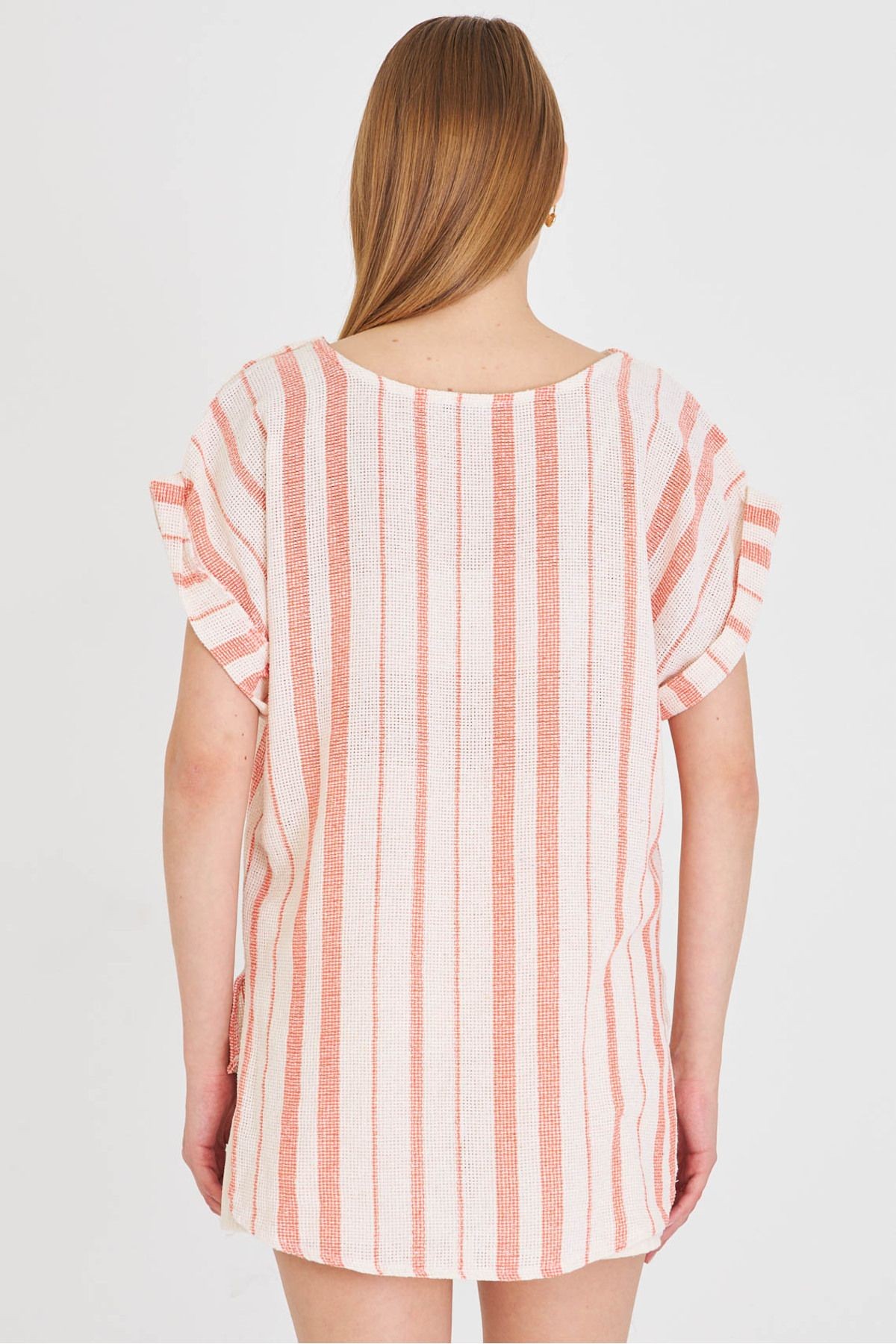 Kadın Oranj V Yaka Yanları Yırtmaçlı Arkası Uzun Duble Kol Detaylı Oversize Bluz ARM-25Y001056