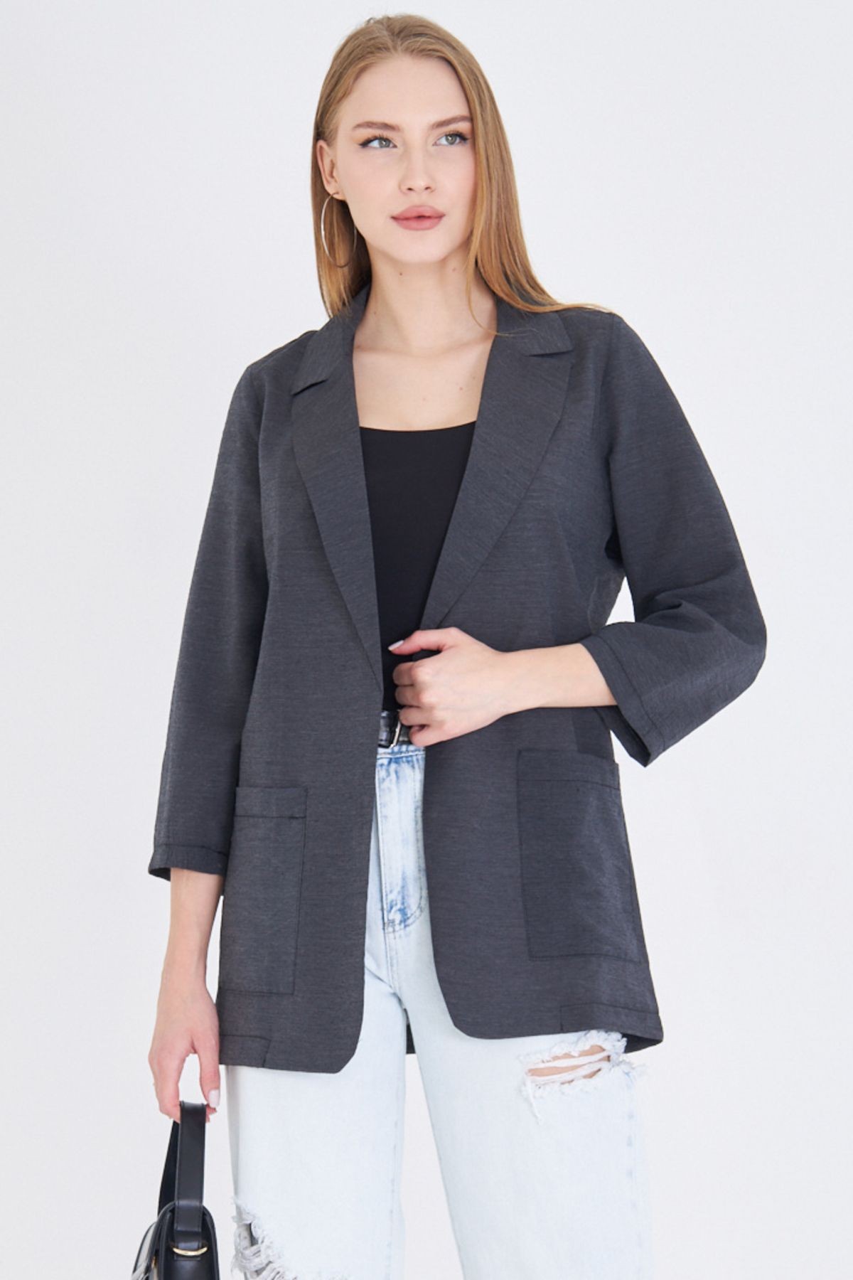 Kadın Siyah Cepli Oversize Ceket ARM-25Y001064