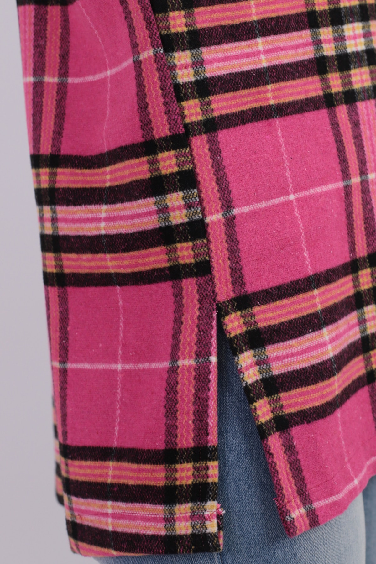 Kadın Pembe-Siyah Erkek Yaka Yanları Yırtmaçlı Oversize Ceket ARM-26K001009