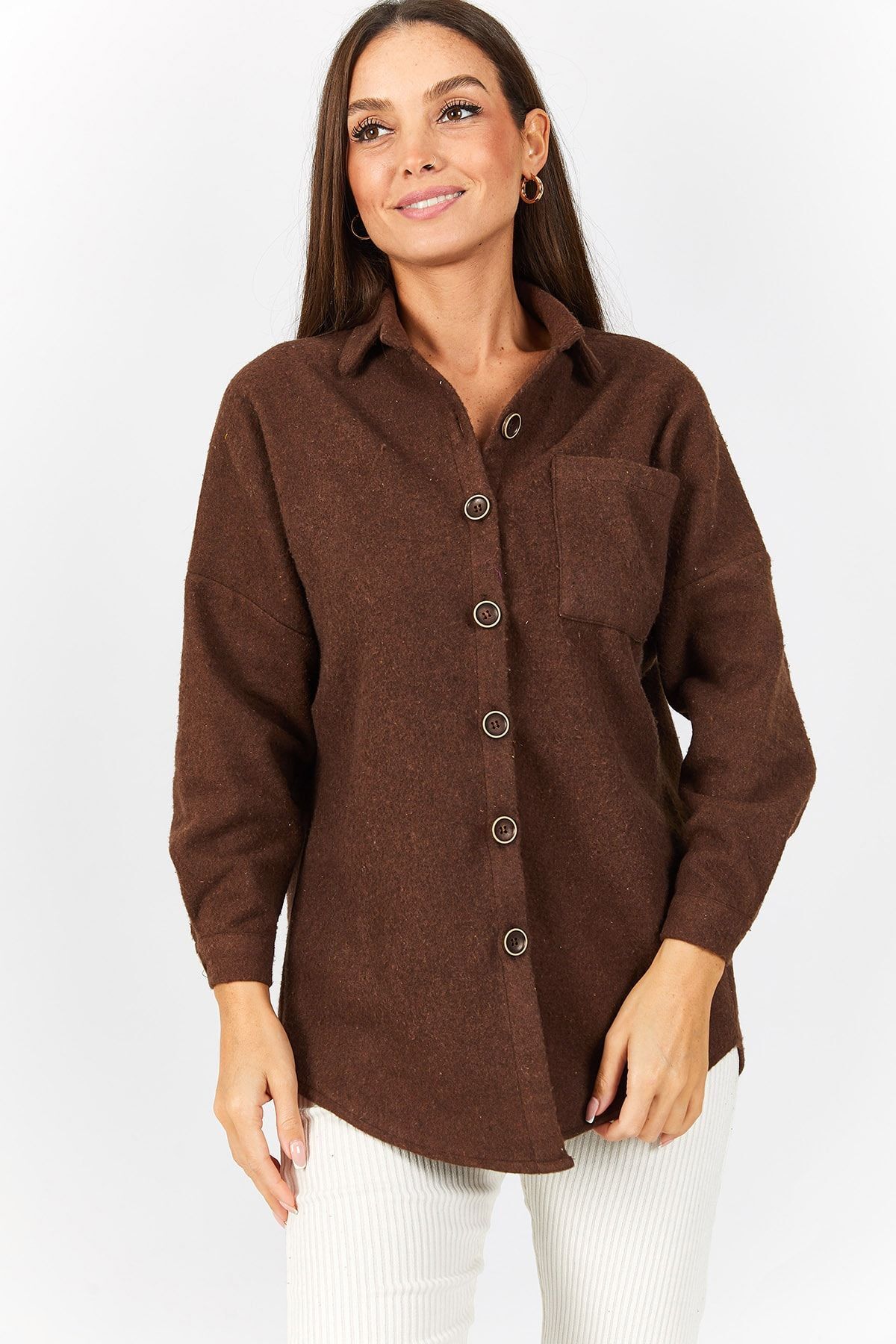 Kadın Kahve Oversize Kaşe Cepli Gömlek ARM-22Y001156