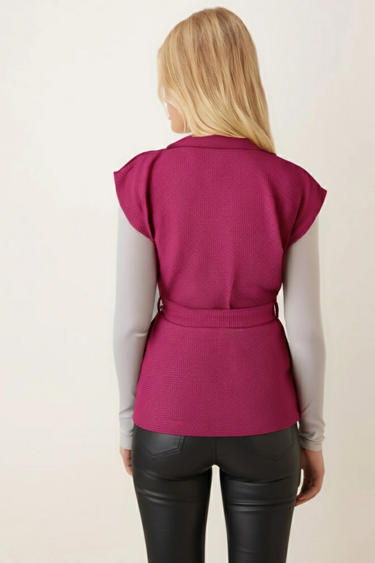 Kadın Fuşya Erkek Yaka Beli Kuşaklı Keten Görünümlü Yelek ARM-26K001055