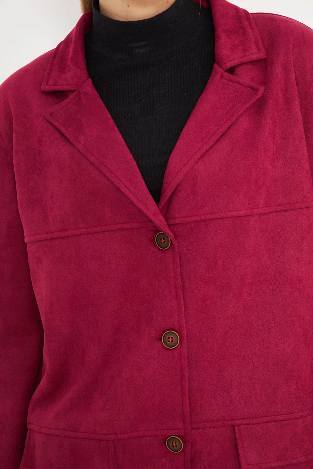 Kadın Bordo Yakalı Cep Kapaklı Düğmeli Vatkalı Premium Süet Oversize Ceket ARM-25K001057