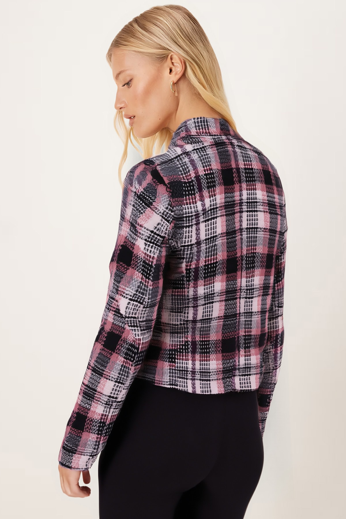 Kadın Pembe-Siyah Kruvaze Yaka Tüvit Crop Ceket ARM-24K001014