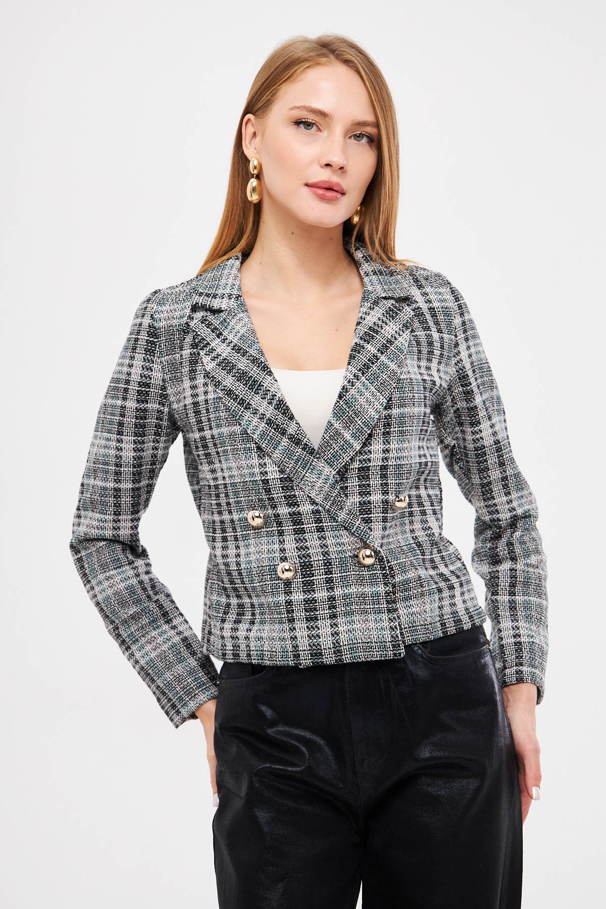 Kadın Turkuaz-Beyaz Kruvaze Yaka Tüvit Crop Ceket ARM-24K001014