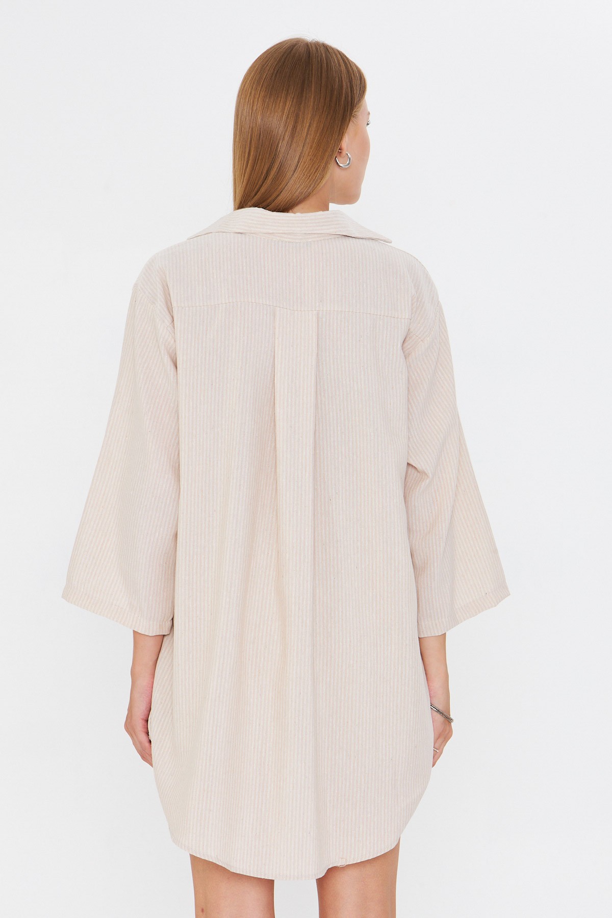 Kadın Açık Bej Çizgili Önden Bağlamalı Kimono Gömlek ARM-25Y001085