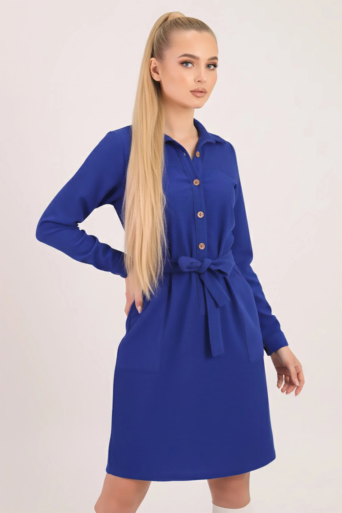 Kadın Saks Önden Düğmeli Cepli Kuşaklı Kadife Elbise ARM-25K001085