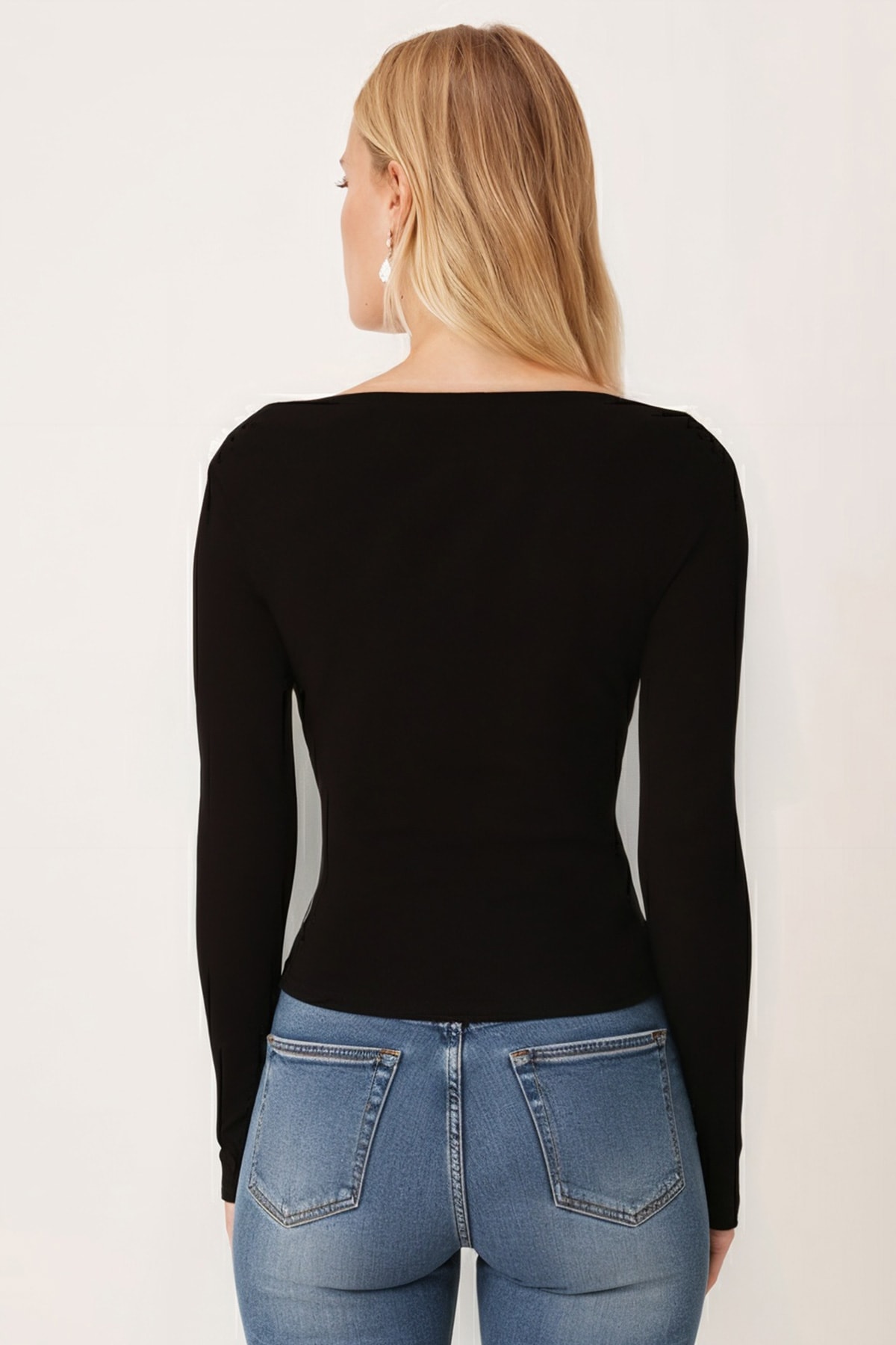 Kadın Siyah Kayık Yaka Uzun Kol Body ARM-26K135013