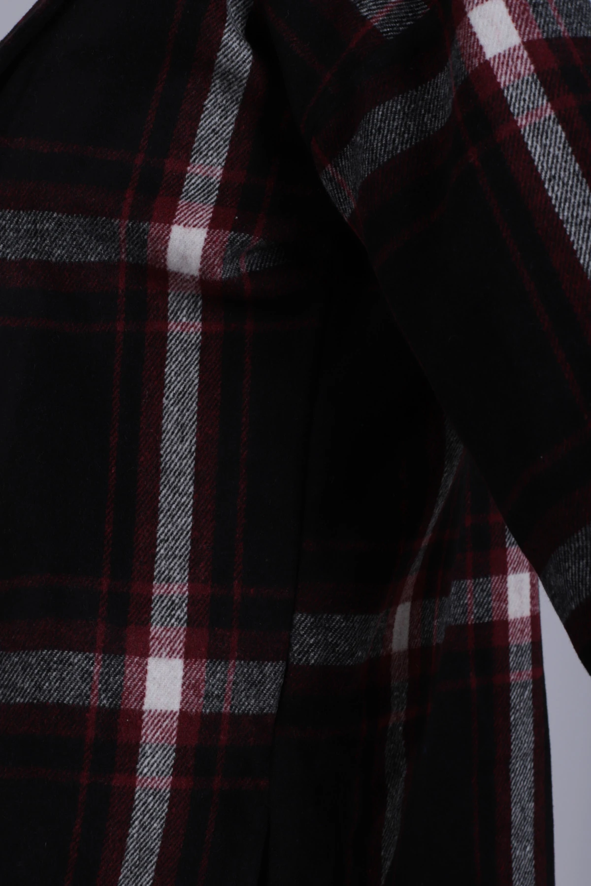 Kadın Siyah-Bordo Erkek Yaka Yanları Yırtmaçlı Oversize Ceket ARM-26K001009