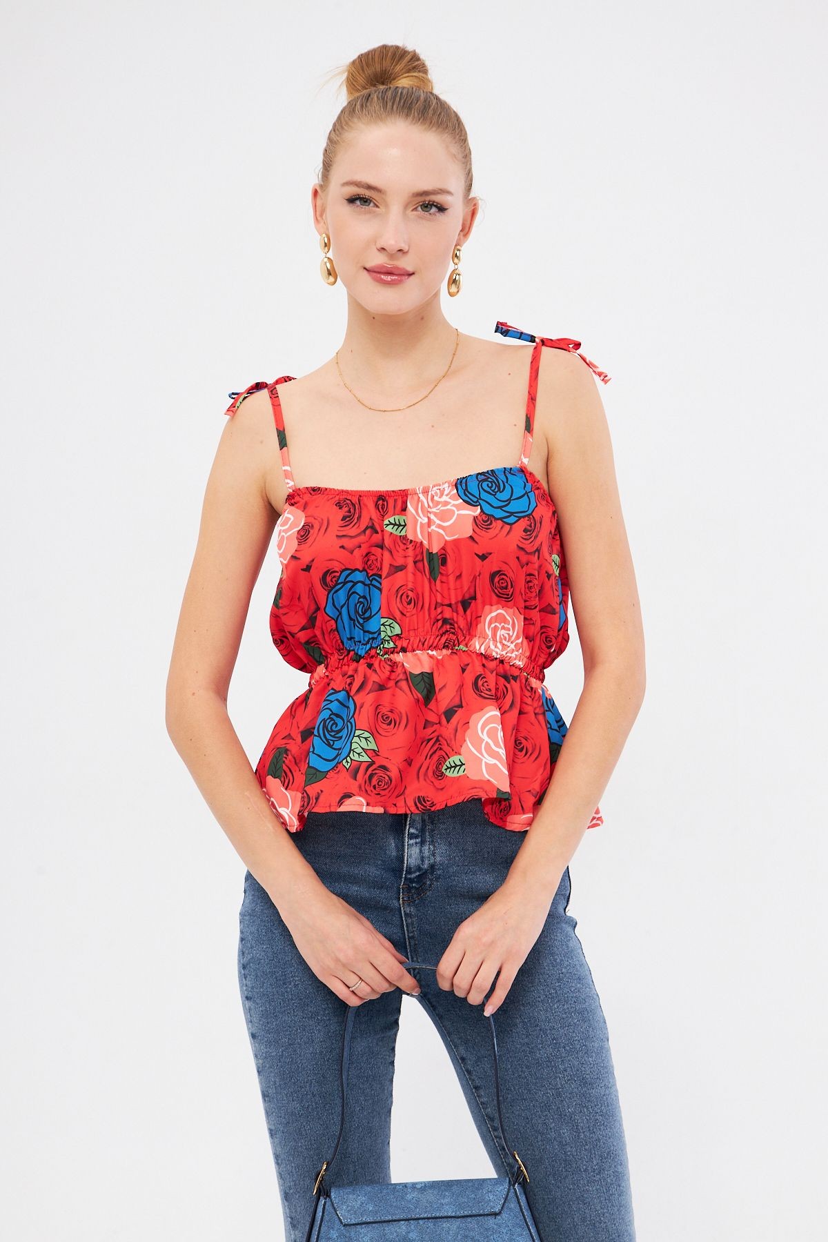 Kadın Kırmızı Desenli Beli Lastikli Askıları Bağlama Detaylı Straplez Crop Bluz ARM-24Y001116