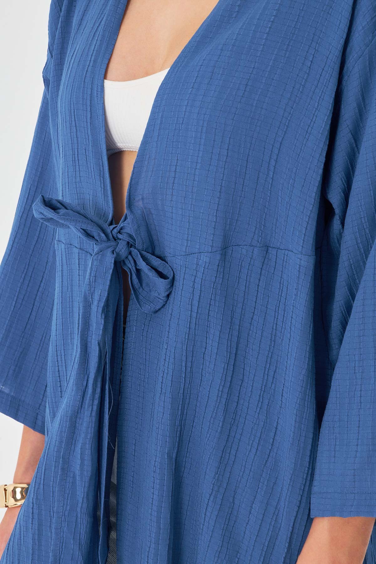 Kadın Koyu Mavi Kendinden Çizgili Önden Bağlamalı Kimono Gömlek ARM-24Y001101