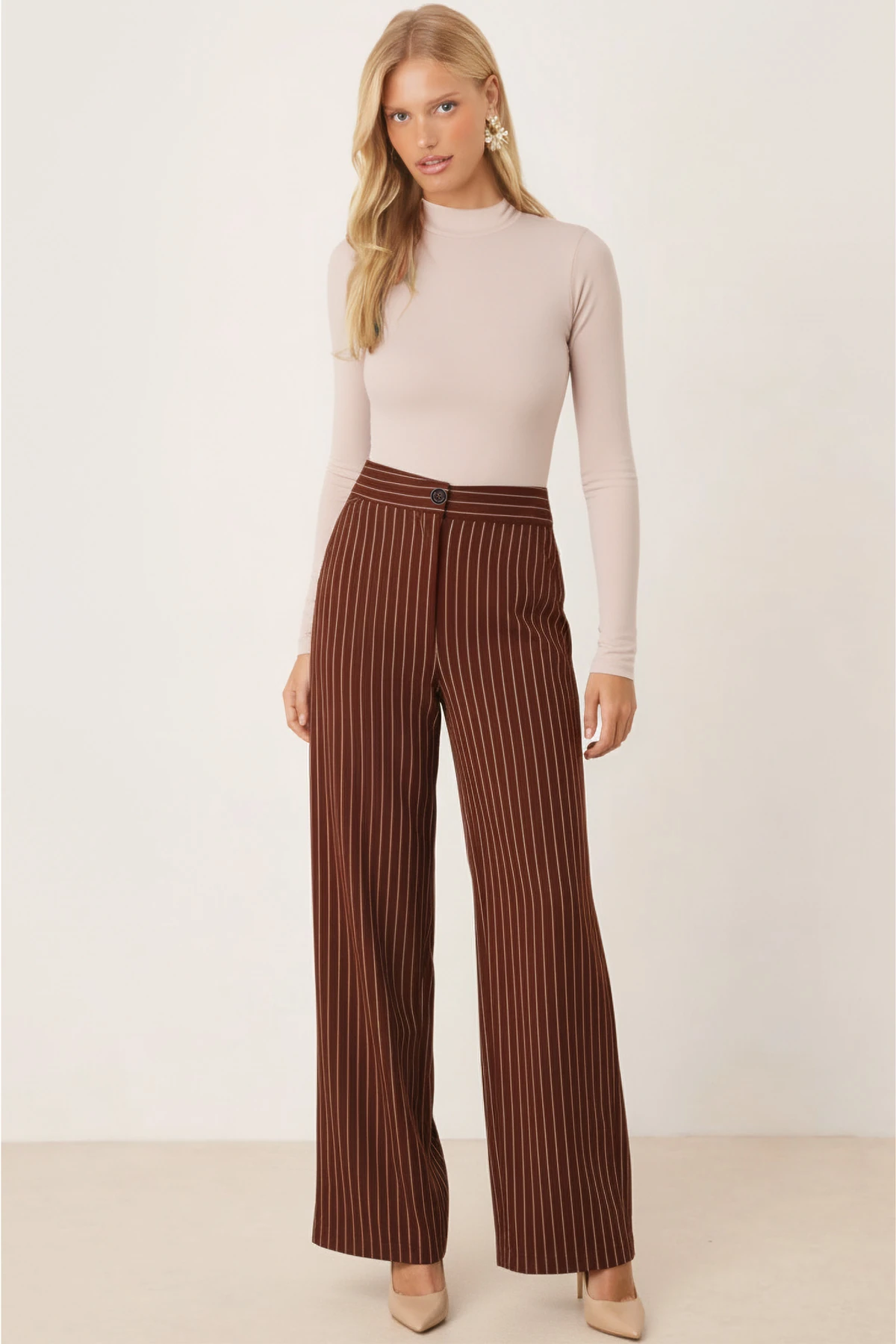 Kadın Kahve Bol Paça Kumaş Pantolon ARM-26K001053