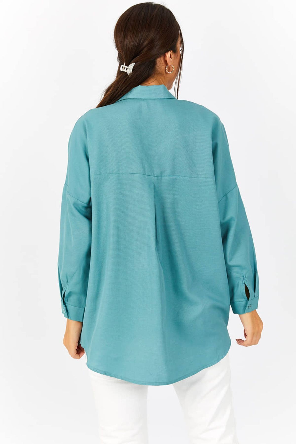 Kadın Yeşil Oversize Uzun Basic Gömlek ARM-22Y001118