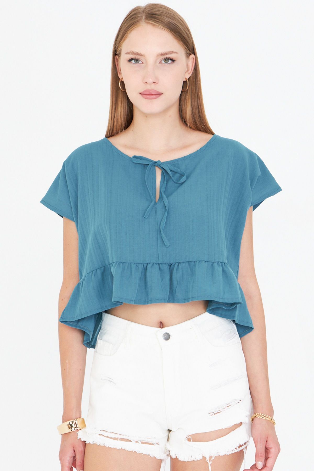 Kadın Petrol Yarasa Kol Yakası Bağlamalı Eteği Fırfırlı Oversize Crop Bluz ARM-24Y001088