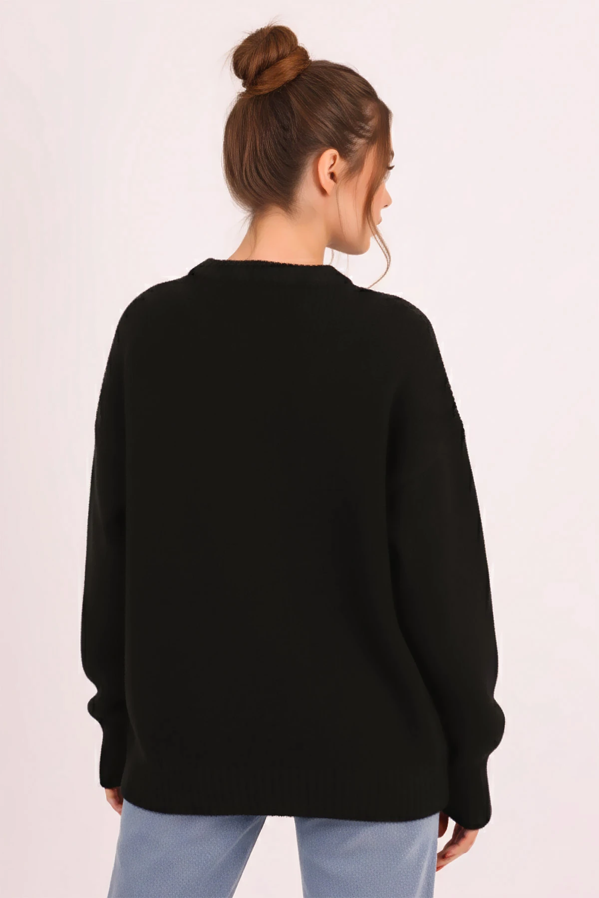 Kadın Siyah Renkli İp Detaylı Triko Kazak ARM-26K136073