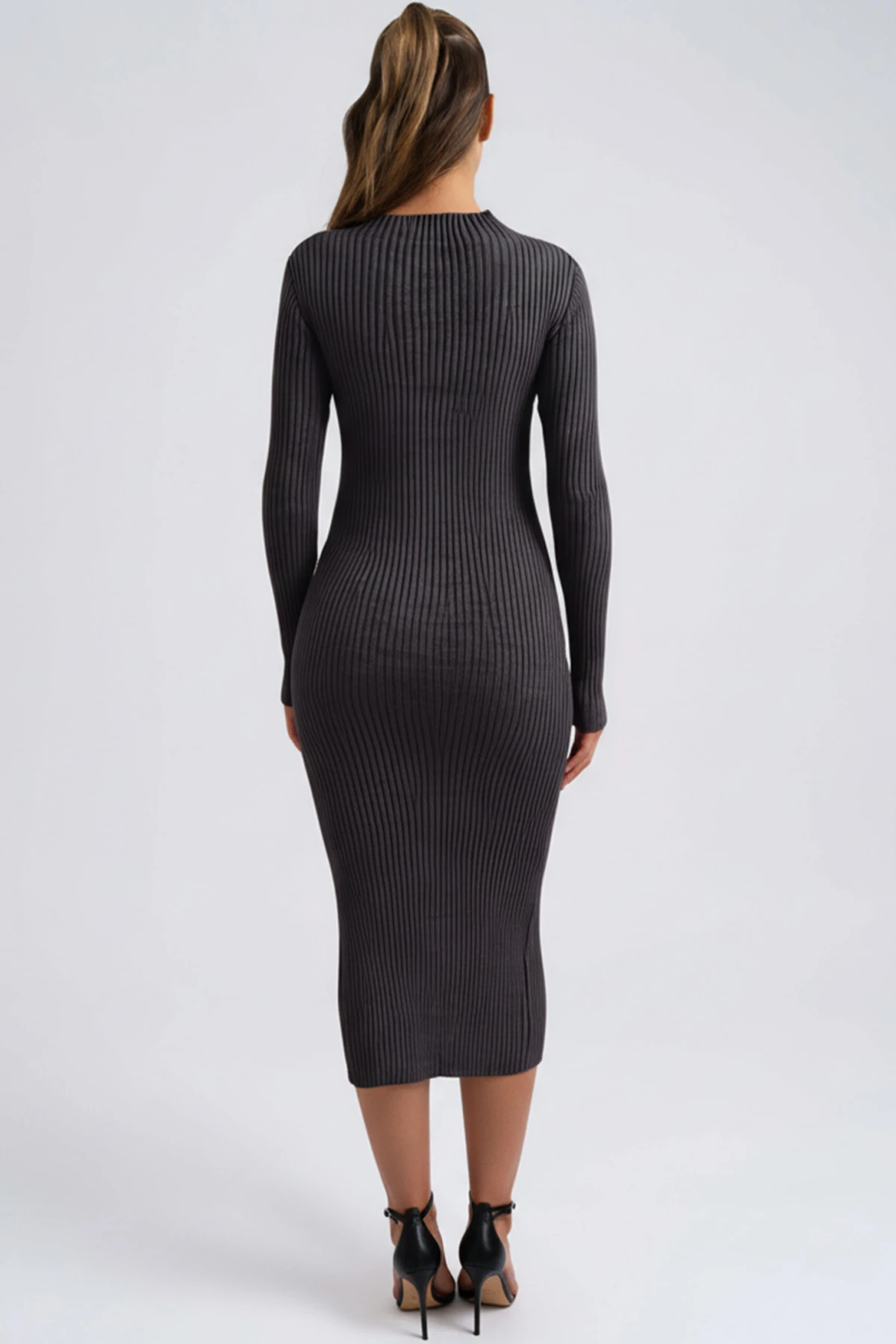 Kadın Antrasit Yanı Yırtmaçlı Zımba Detaylı Triko Elbise ARM-26K136072