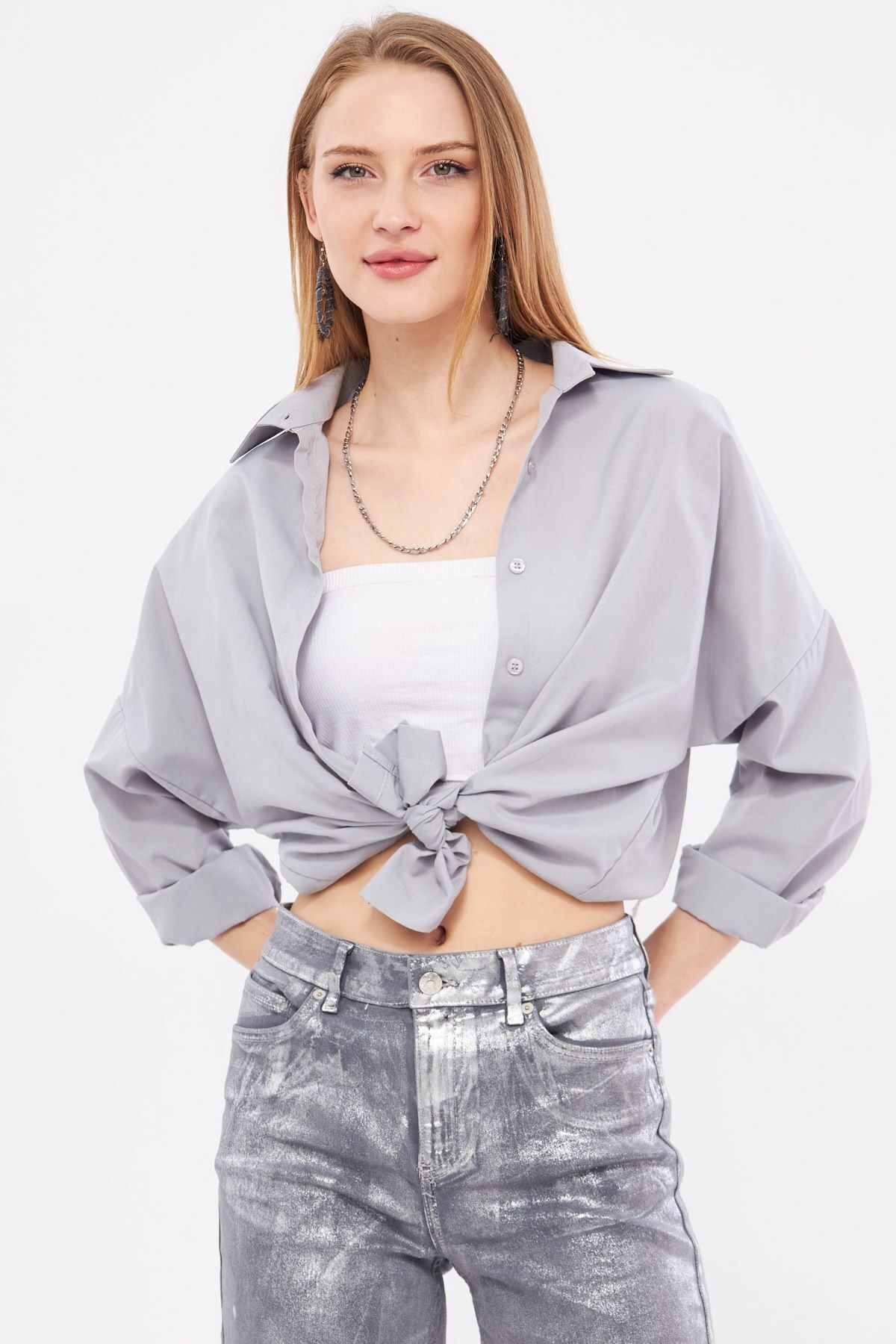 Kadın Gri Oversize Uzun Basic Gömlek ARM-22Y001118
