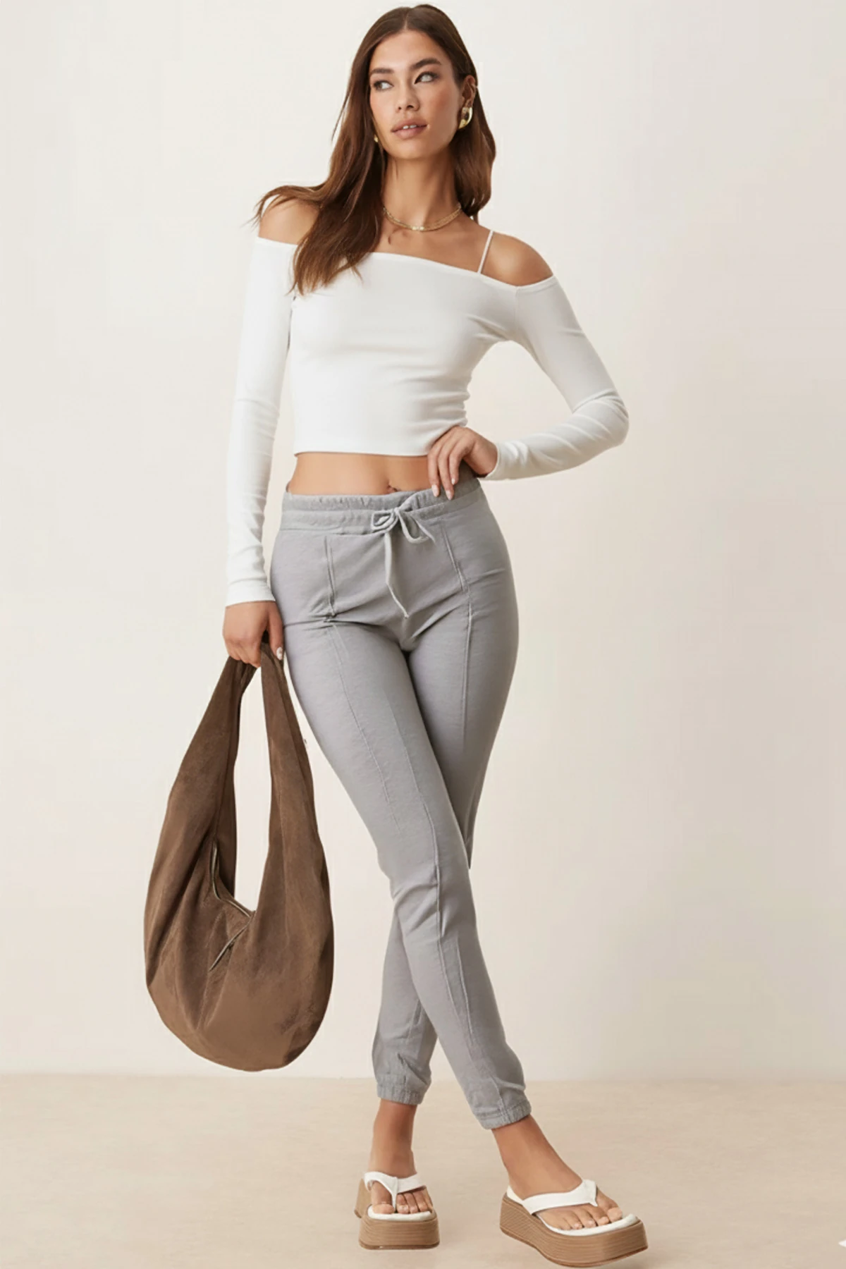 Kadın Gri Cepli Önü Çımalı Eşofman Altı ARM-26K135001