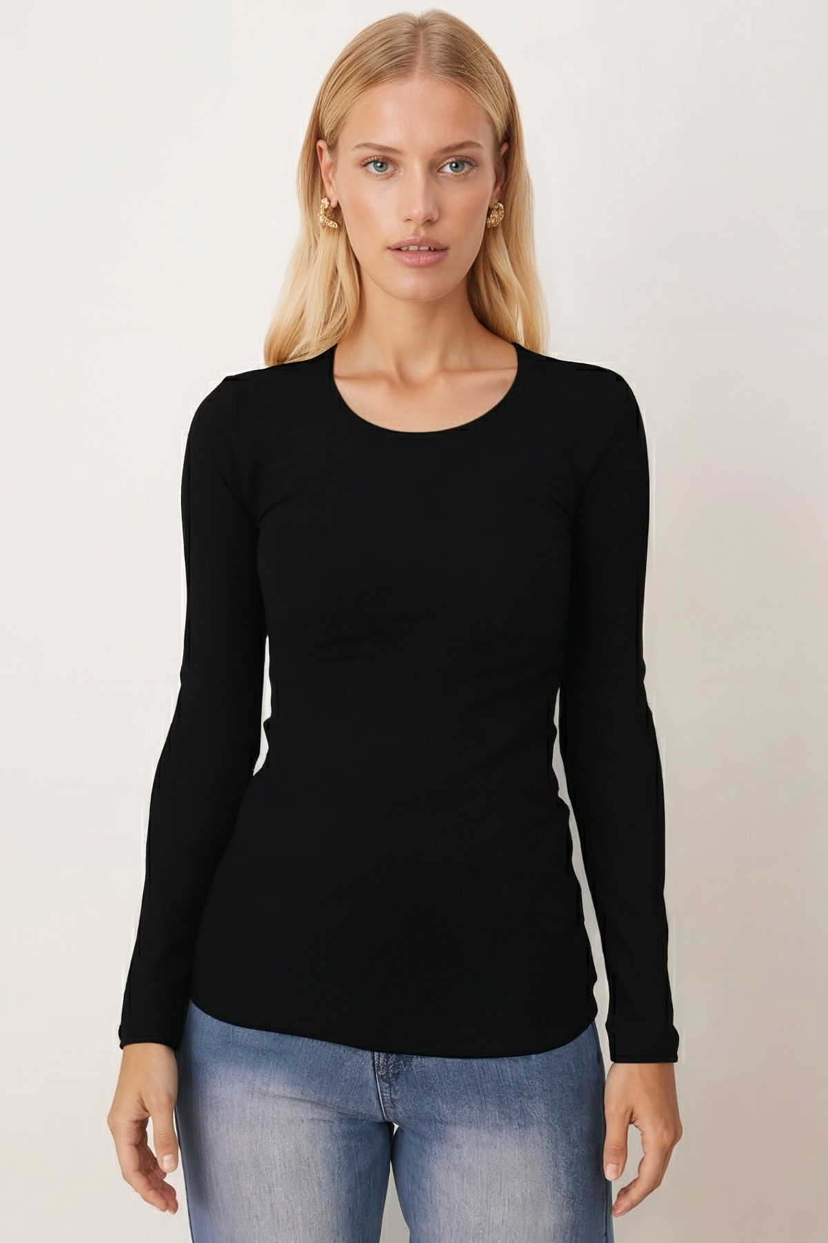 Kadın Siyah Bisiklet Yaka Uzun Kol Body ARM-26K135008