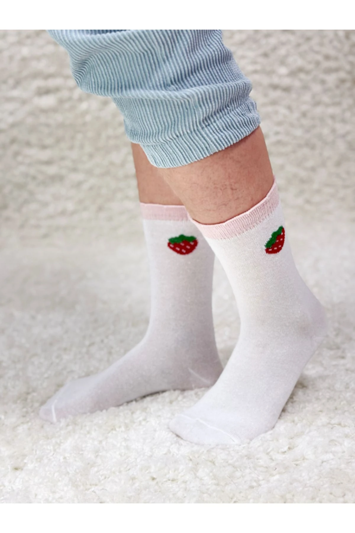 Kadın Desenli 5'Li Paket Uzun Parfümlü Çorap ARM-25K001063