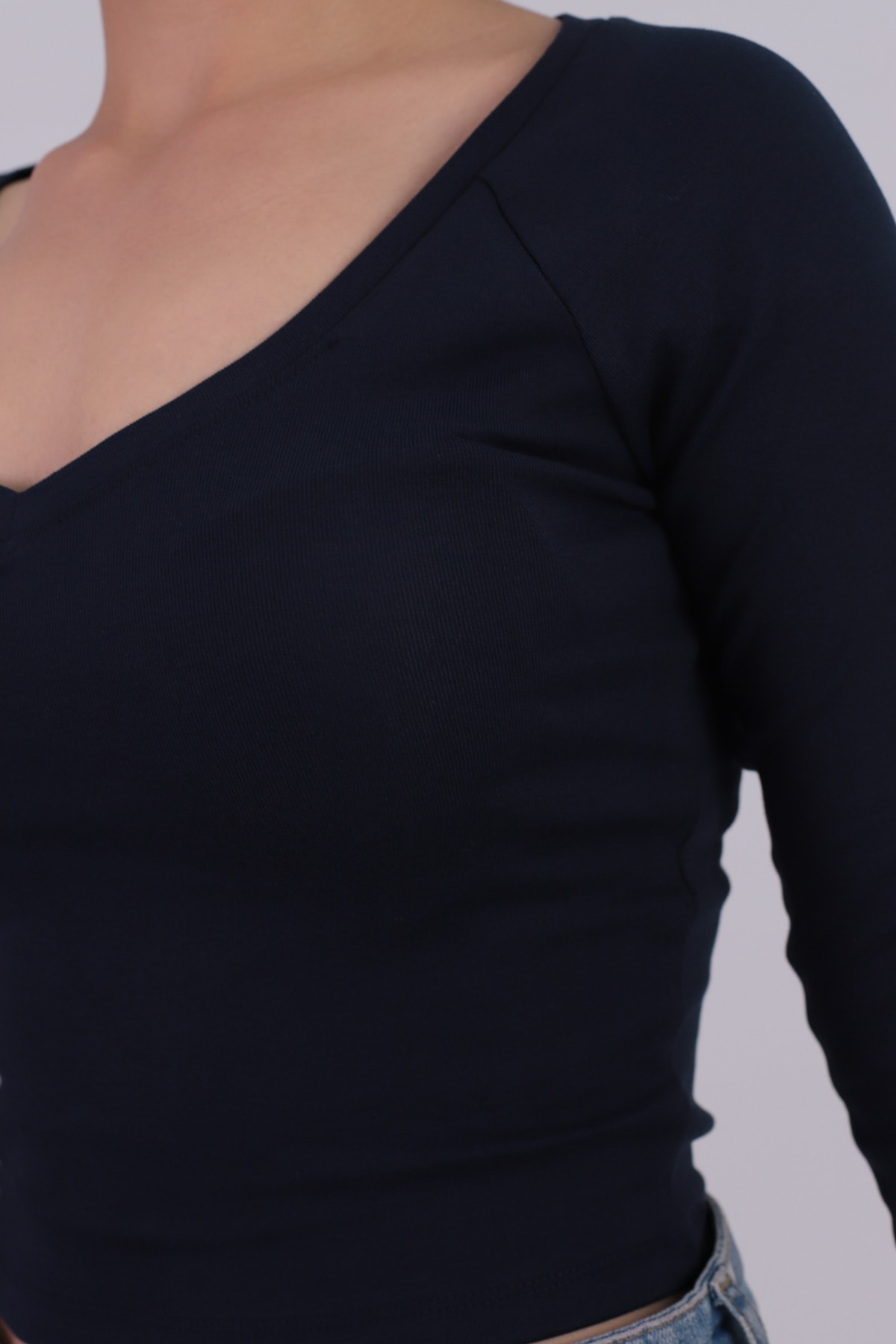 Kadın Lacivert Geniş V Yaka Uzun Kol Body ARM-26K135007