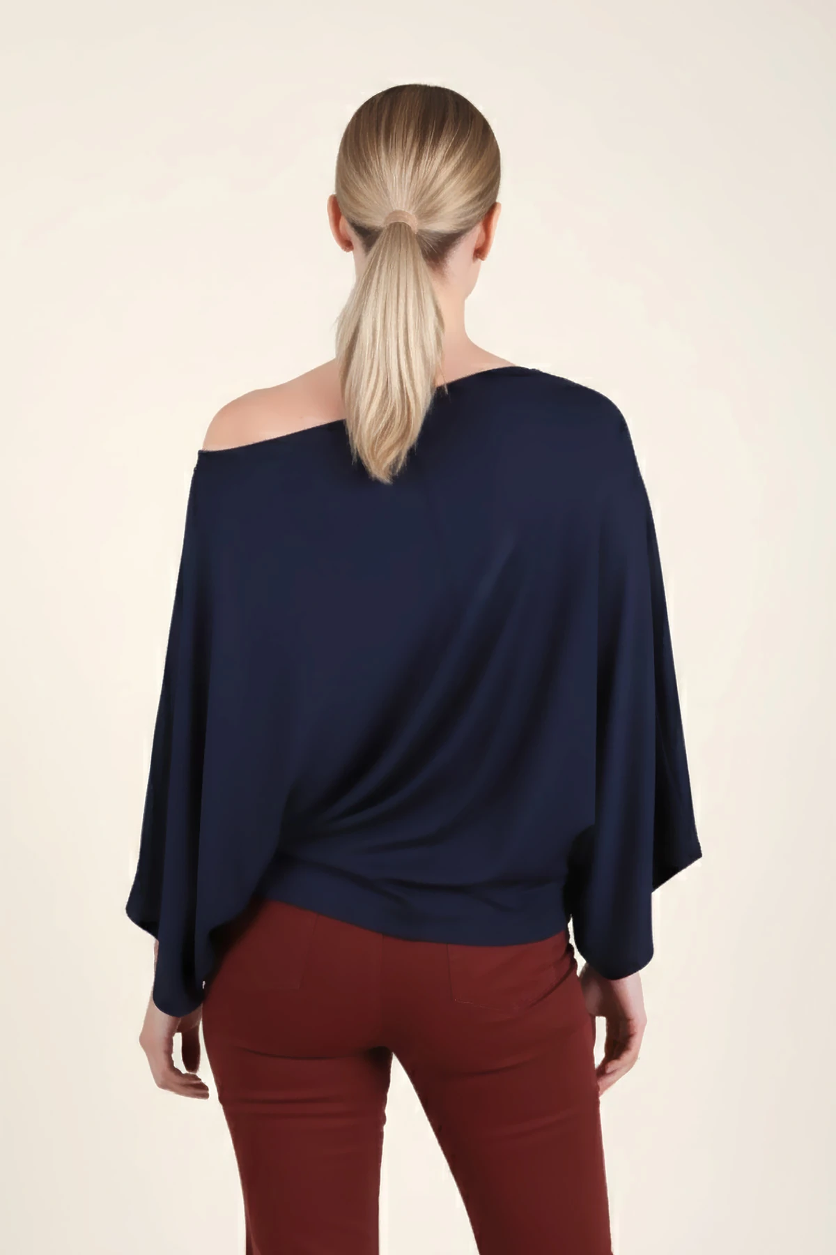 Kadın Lacivert Kayık Yaka Yarasa Kol Bluz ARM-26K042018