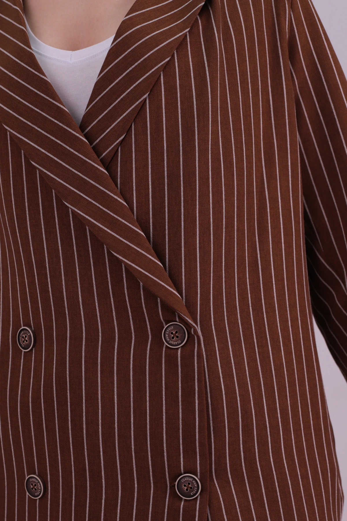 Kadın Kahve Oversize Duble Kol Kruvaze Yaka Astarlı Blazer Ceket ARM-26K001052