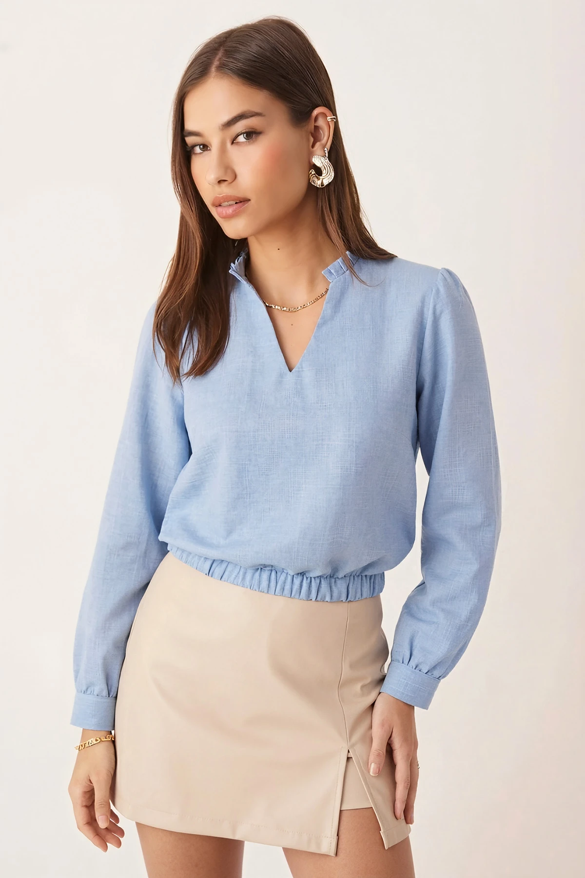 Kadın Bebe Mavi V Yaka Yakası Pile Detaylı Beli Lastikli Manşetli Bluz ARM-26K001020