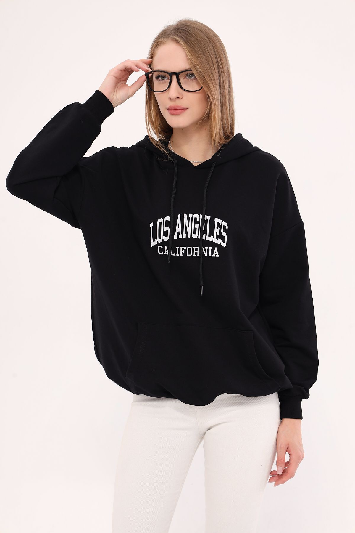 Kadın Siyah Los Angeles Baskılı Kapüşonlu Oversize Sweatshirt ARM-25K001026
