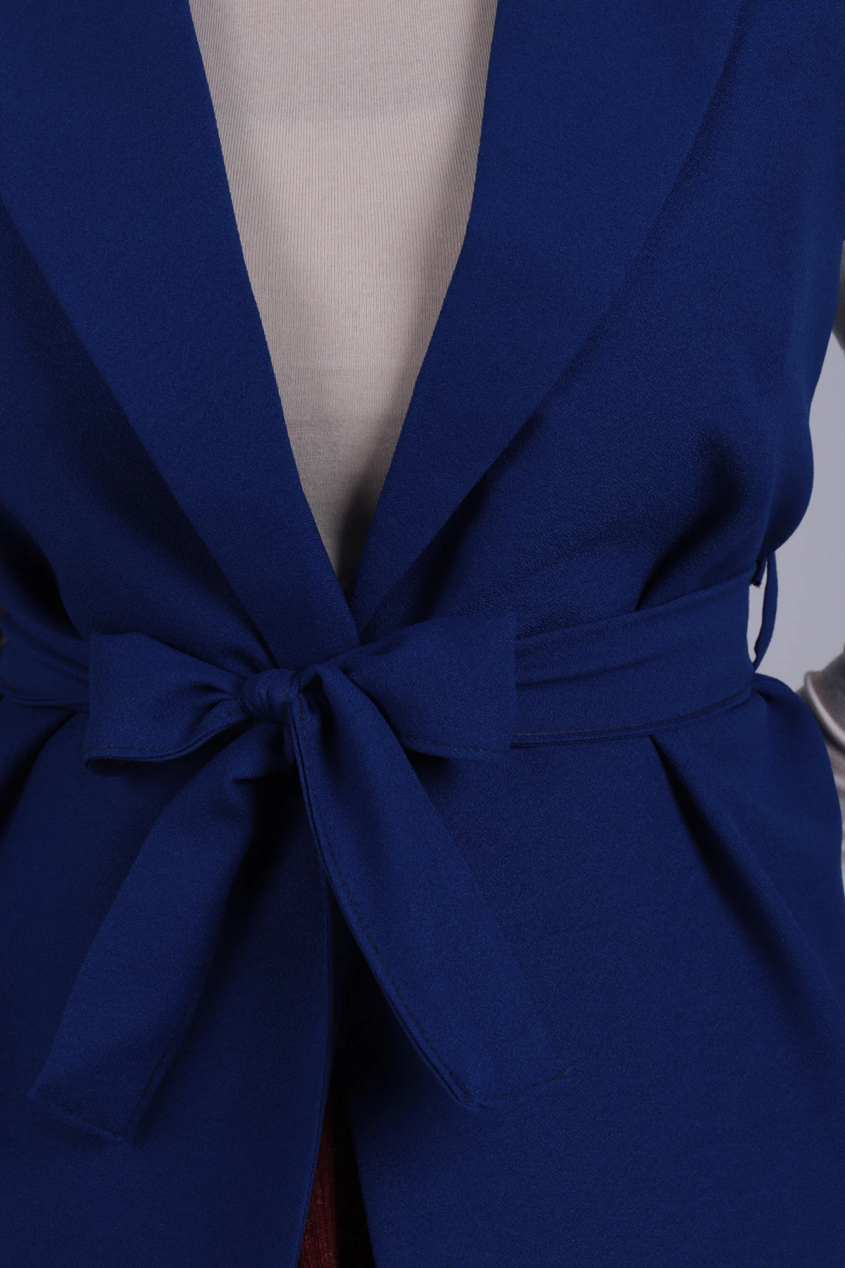 Kadın Saks Erkek Yaka Beli Kuşaklı Keten Görünümlü Yelek ARM-25Y001079