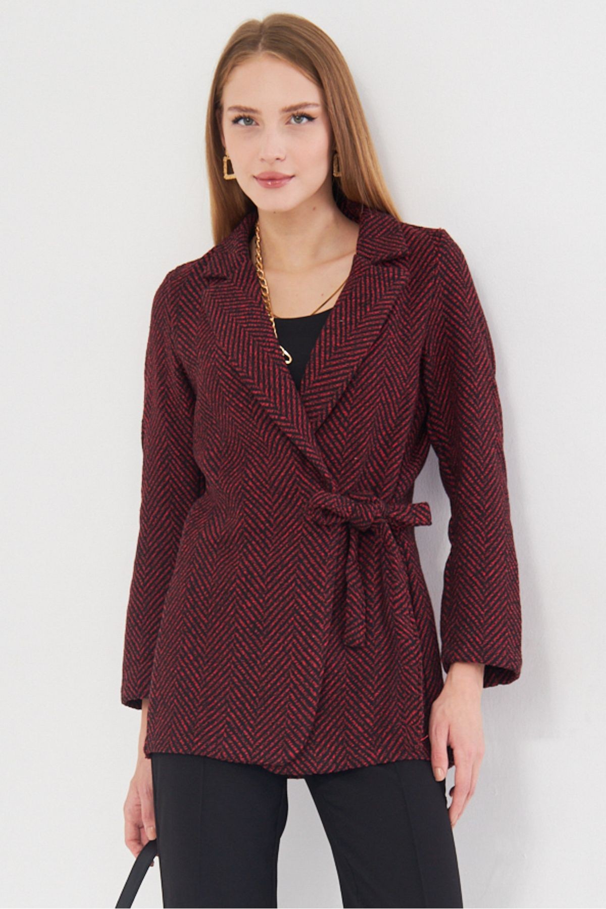Kadın Bordo Yandan Bağlamalı Balık Sırtı Desenli Kaşe Ceket ARM-25K001019