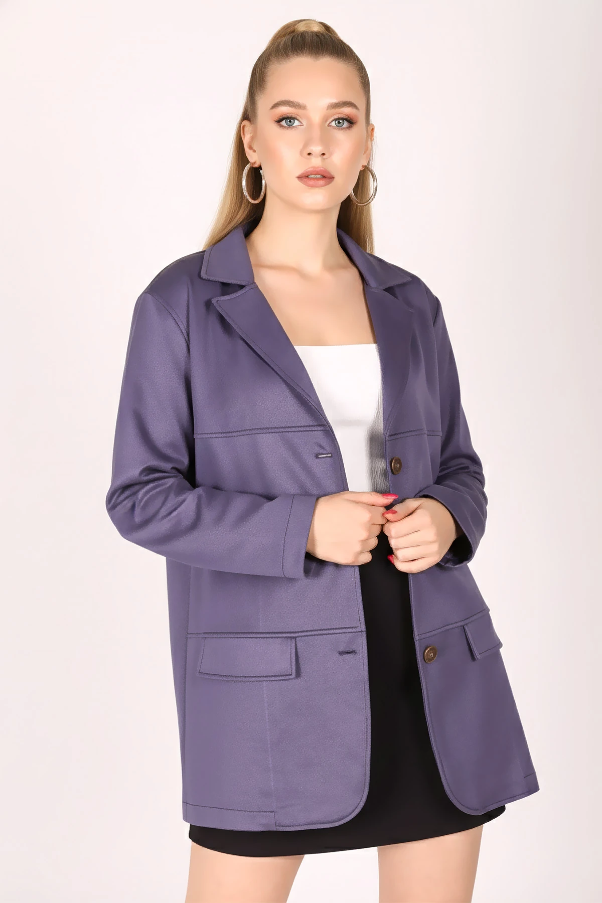 Kadın Koyu Mavi Yakalı Cep Kapaklı Düğmeli Vatkalı Premium Süet Oversize Ceket ARM-25K001057